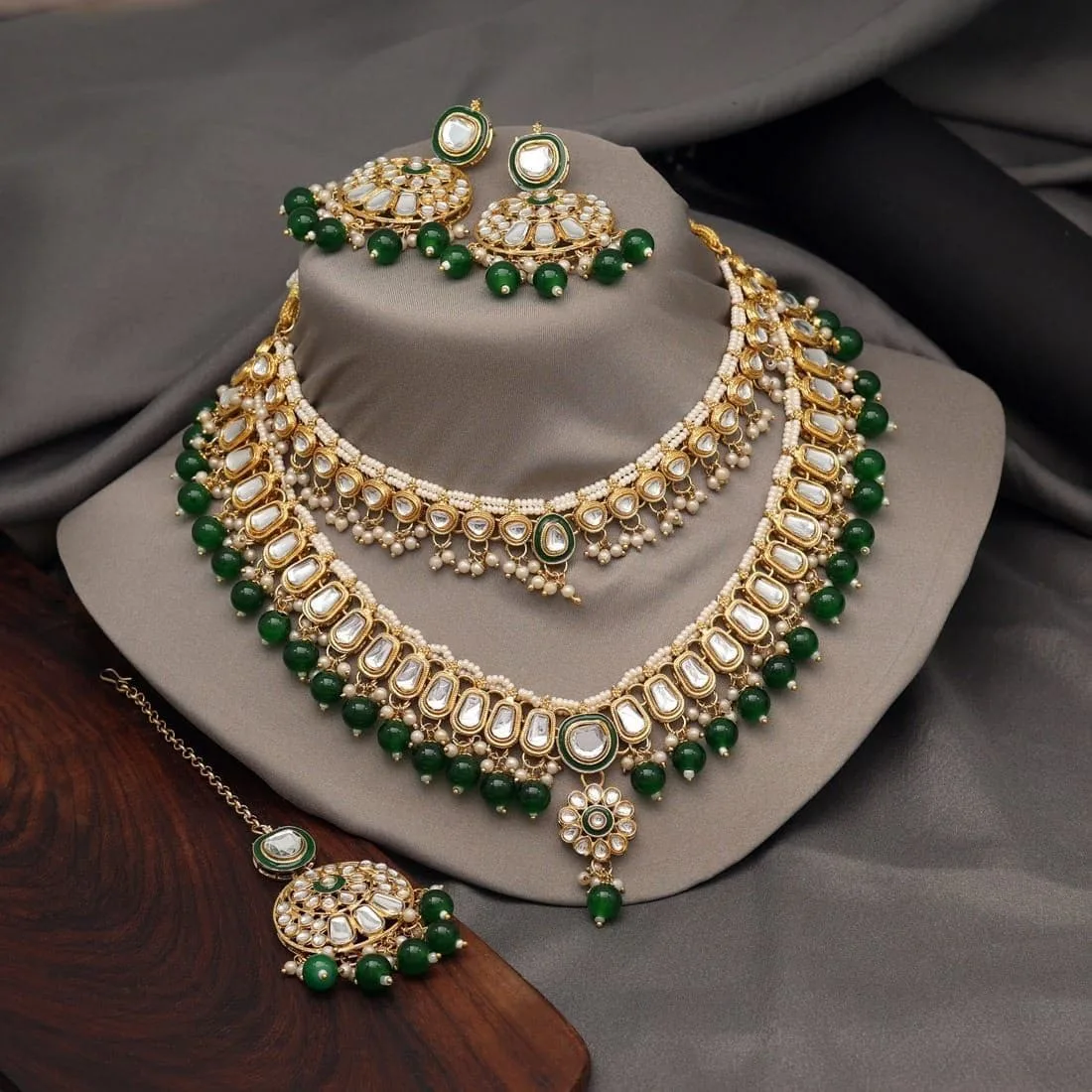 kundan jewellery set
